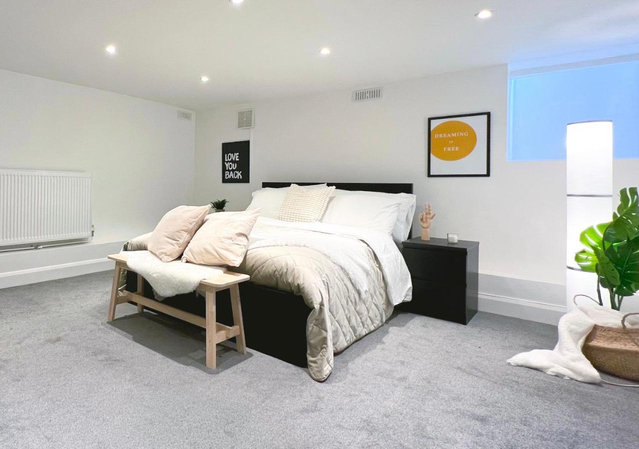 Stylish 3 Bed Flat With Garden Daire Londra Dış mekan fotoğraf